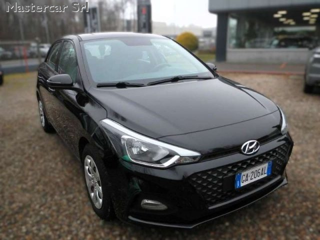 HYUNDAI i20 usata, con Airbag