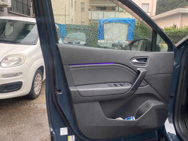 RENAULT Captur usata 14