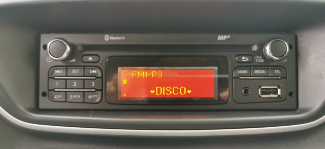 RENAULT Kangoo usata 26