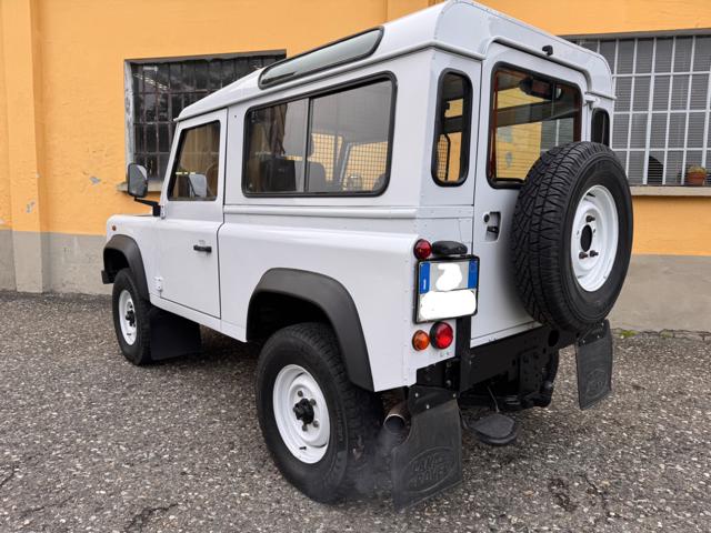 LAND ROVER Defender usata, con Antifurto