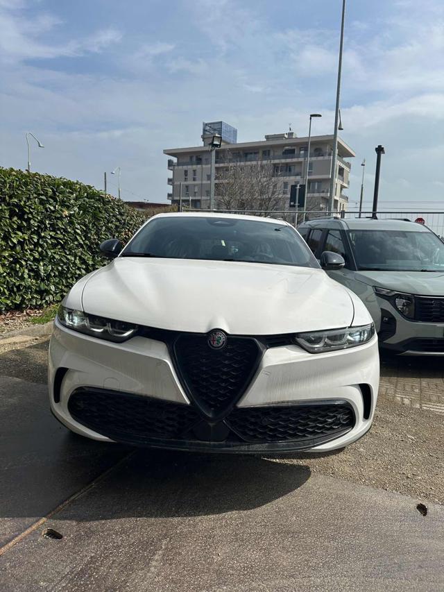 ALFA ROMEO Stelvio usata, con Airbag