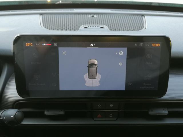 JEEP Avenger usata, con Leve al volante