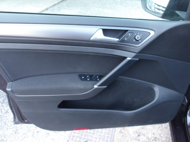 VOLKSWAGEN Golf usata, con Servosterzo