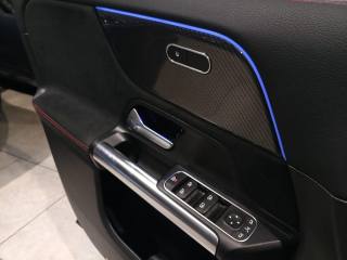 MERCEDES-BENZ GLA 200 usata, con Sistema di navigazione