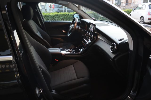 MERCEDES-BENZ GLC 220 usata 92