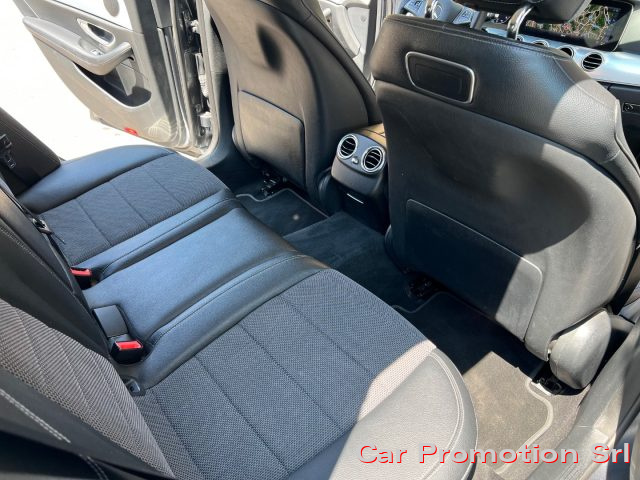 MERCEDES-BENZ E 220 usata, con Climatizzatore