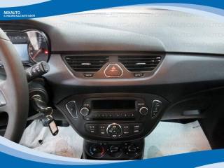 OPEL Corsa usata, con Autoradio