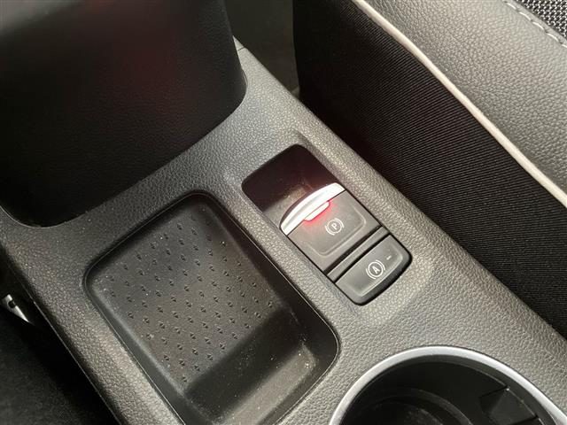 RENAULT Captur usata 21