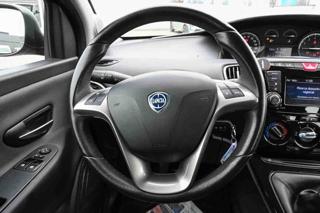 LANCIA Ypsilon usata, con Luci diurne LED