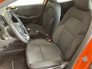 RENAULT Clio usata, con Volante in pelle