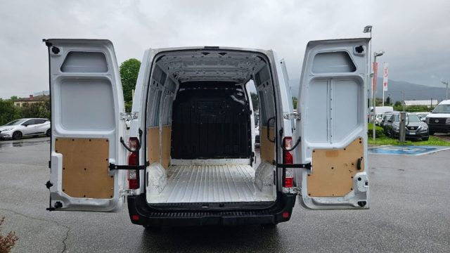 NISSAN NV400 usata, con Autoradio digitale