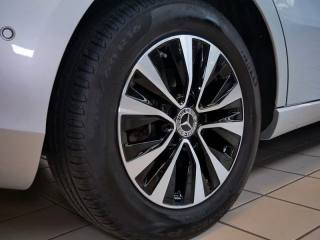 MERCEDES-BENZ A 180 usata, con Alzacristalli elettrici