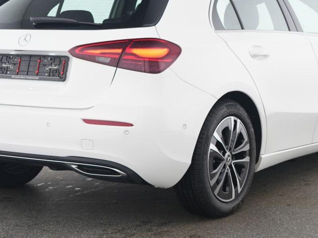 MERCEDES-BENZ A 180 usata, con Alzacristalli elettrici