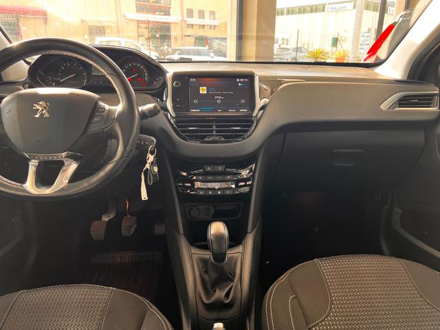 PEUGEOT 208 usata, con Autoradio