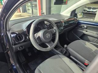 VOLKSWAGEN up! usata, con Sospensioni sportive