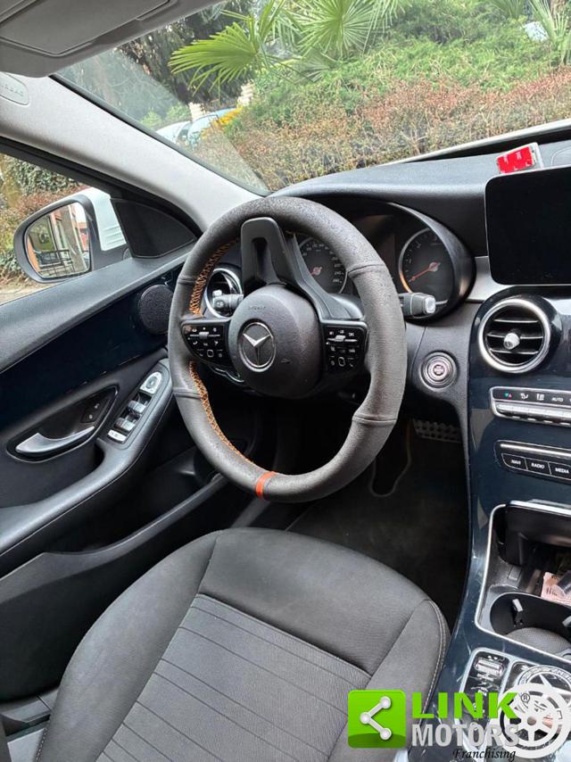 MERCEDES-BENZ C 220 usata, con Fendinebbia