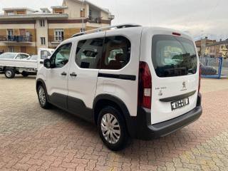 PEUGEOT Rifter usata, con Alzacristalli elettrici