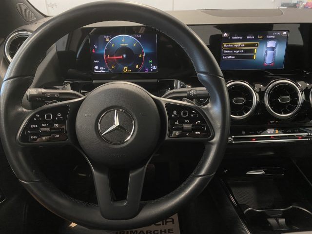 MERCEDES-BENZ B 180 usata, con Cronologia tagliandi