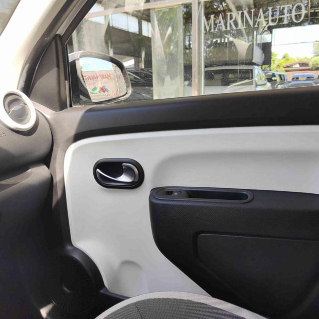 RENAULT Twingo usata, con Luce d