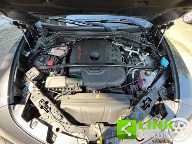 ALFA ROMEO Stelvio usata, con Leve al volante