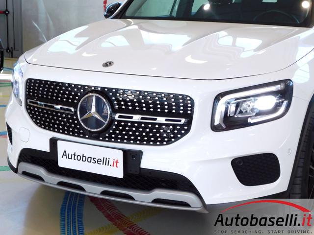 MERCEDES-BENZ GLB 200 usata, con Autoradio digitale