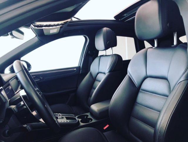 PORSCHE Macan usata, con Autoradio