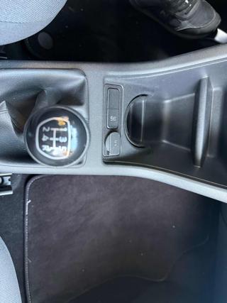 VOLKSWAGEN up! usata, con Bluetooth