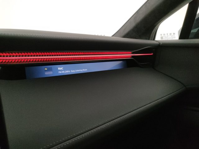 LOTUS Eletre usata, con Volante in pelle