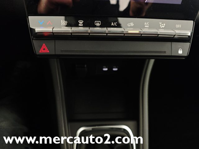 RENAULT Captur usata, con USB