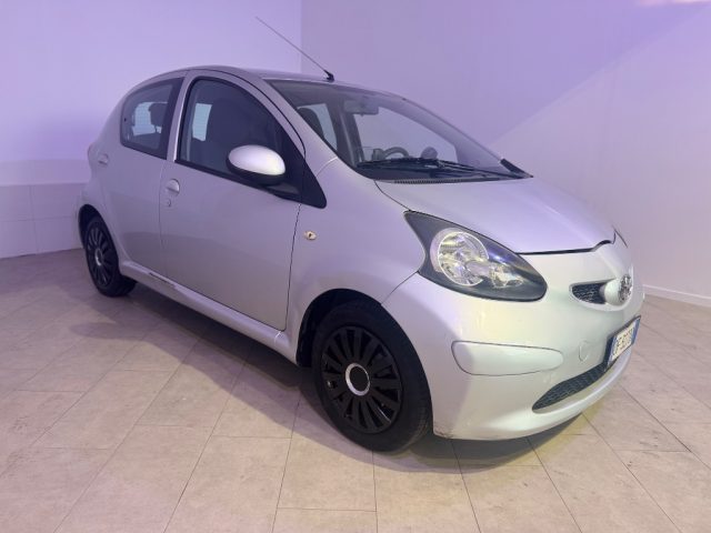 TOYOTA Aygo usata 1