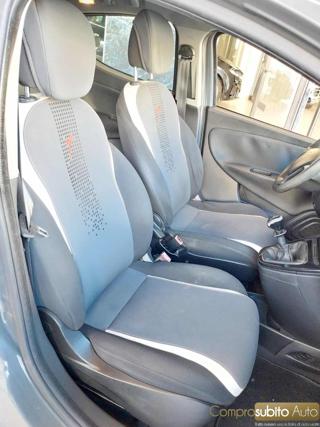 LANCIA Ypsilon usata, con Controllo trazione