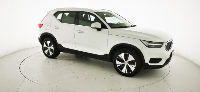 VOLVO XC40 usata, con Telecamera per parcheggio assistito