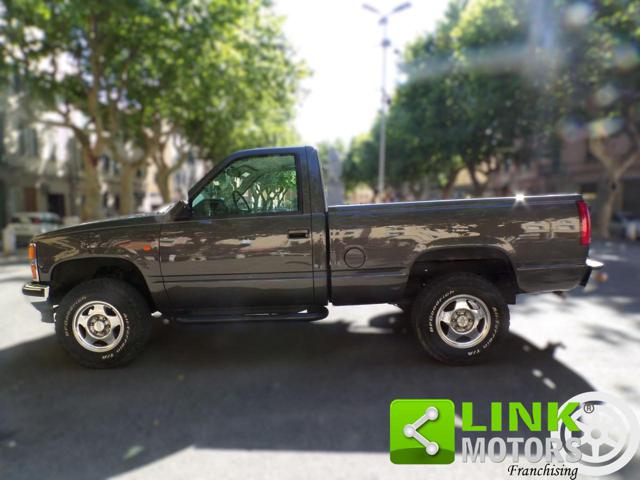 CHEVROLET Silverado usata, con Gancio traino