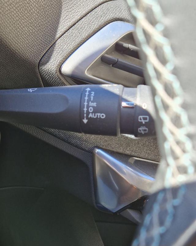 PEUGEOT 3008 usata, con Controllo trazione