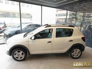 DACIA Sandero usata, con Autoradio