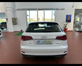 AUDI A3 usata, con Autoradio