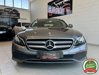 MERCEDES-BENZ E 220 usata, con Airbag
