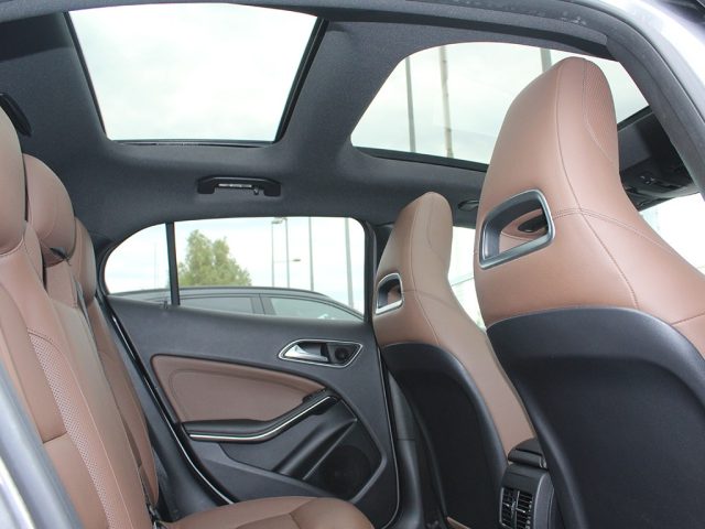 MERCEDES-BENZ GLA 220 usata, con Filtro antiparticolato