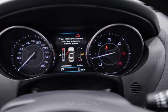 JAGUAR XE usata, con Interni in pelle