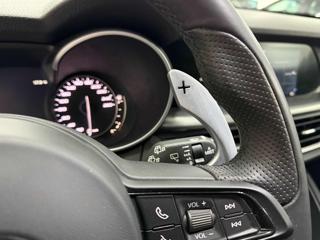 ALFA ROMEO Stelvio usata, con Sensori di parcheggio anteriori
