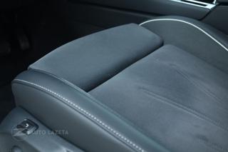 VOLKSWAGEN Passat usata, con Airbag testa