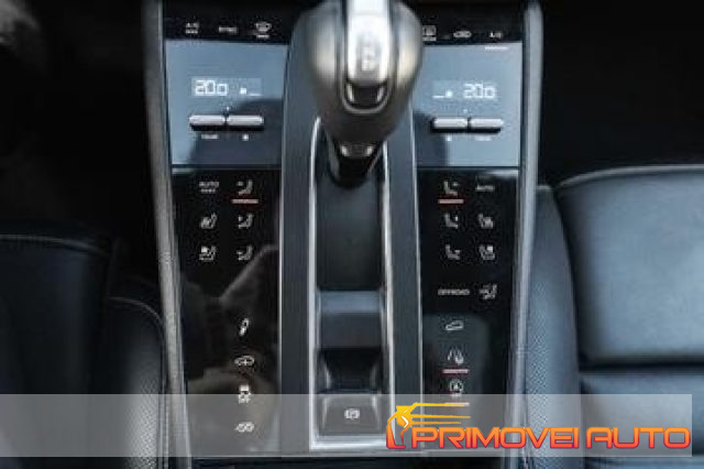 PORSCHE Macan usata, con Interni in pelle