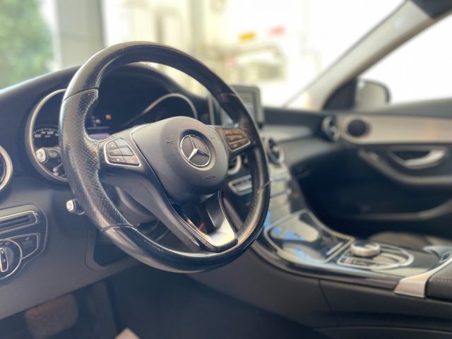 MERCEDES-BENZ C 180 usata, con Fari Xenon
