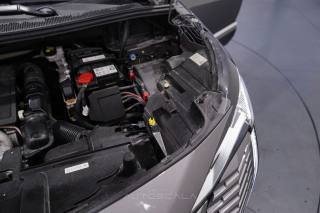 PEUGEOT 5008 usata, con Apple CarPlay
