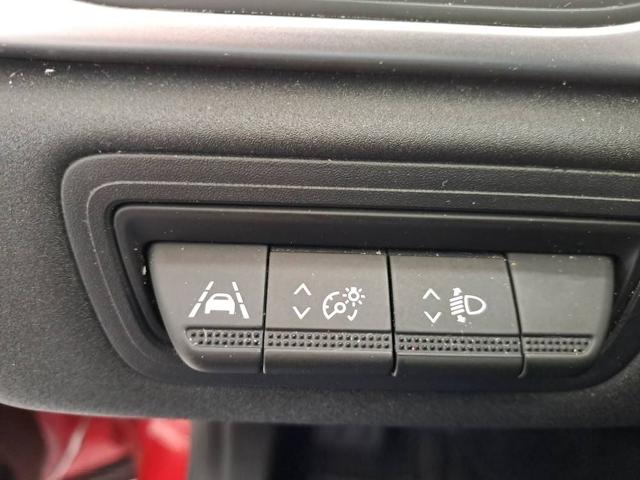 RENAULT Captur usata, con Autoradio