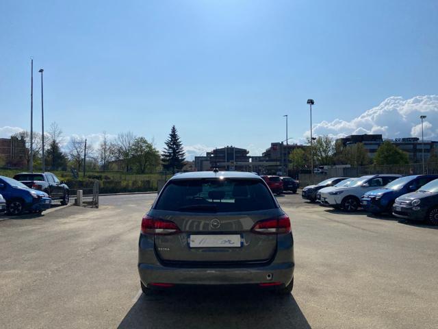 OPEL Astra usata, con Autoradio