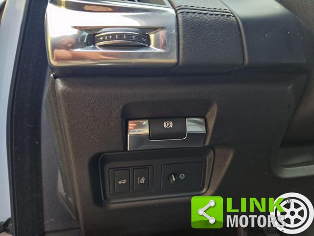 JAGUAR E-Pace usata, con Tetto panorama