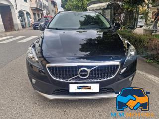 VOLVO V40 Cross Country usata, con Airbag