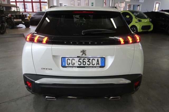 PEUGEOT 2008 usata, con Autoradio