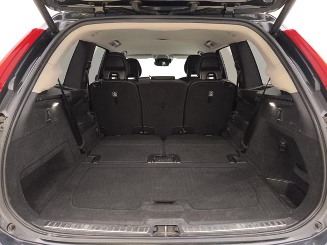VOLVO XC90 usata, con USB